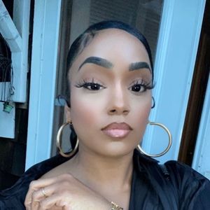 Meet your Posher, Stacia